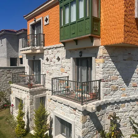 Elia Alacati Hotel *