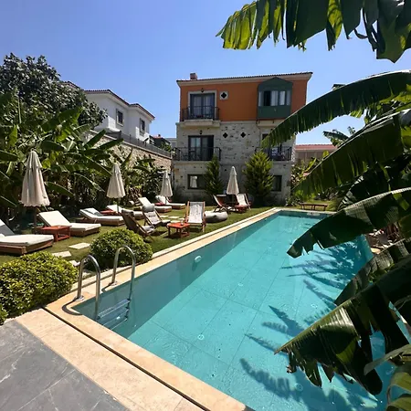 Elia Alacati Cesme