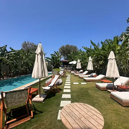 Elia Alacati Cesme