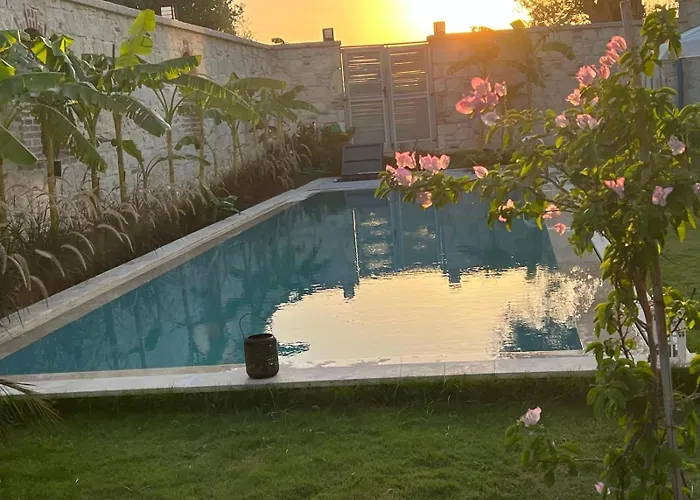 Elia Alacati Çeşme